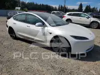 2026 Tesla Model 3 фото
