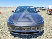 2026 Tesla Model 3 фото