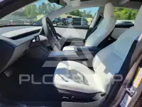 2026 Tesla Model 3 фото