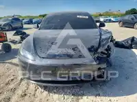 2026 Tesla Model 3 фото