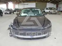 2026 Tesla Model 3 photo