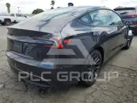 2026 Tesla Model 3 фото