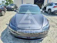 2026 Tesla Model 3 фото