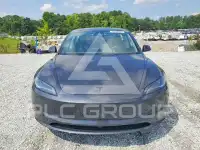 2026 Tesla Model 3 фото