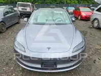 2026 Tesla Model 3 фото