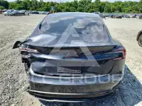 2026 Tesla Model 3 фото