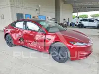 2026 Tesla Model 3 фото