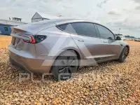 2026 Tesla Model 3 фото