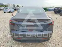 2026 Tesla Model 3 фото