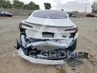 2026 Tesla Model 3 фото