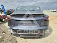 2026 Tesla Model 3 фото
