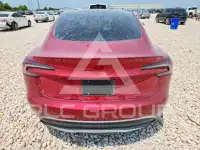 2026 Tesla Model 3 фото