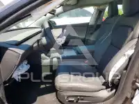 2026 Tesla Model 3 фото