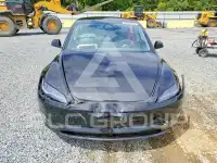 2026 Tesla Model 3 фото