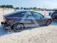 2026 Tesla Model 3 фото