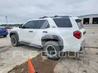 2026 Toyota 4 RUNNER photo