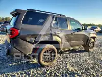 2026 Toyota 4 RUNNER photo