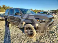 2026 Toyota 4 RUNNER photo
