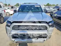 2026 Toyota 4 RUNNER photo