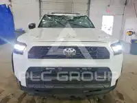 2026 Toyota 4 RUNNER photo