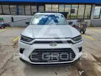 2026 Toyota Highlander фото