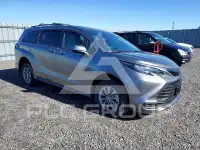 2026 Toyota SIENNA фото