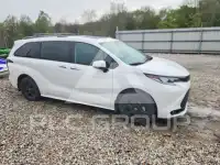 2026 Toyota SIENNA фото