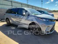 2026 Toyota SIENNA фото