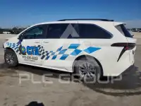 2026 Toyota SIENNA фото