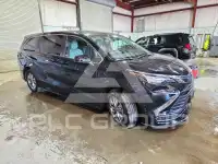 2026 Toyota SIENNA фото