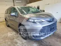 2026 Toyota SIENNA фото