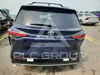 2026 Toyota SIENNA фото
