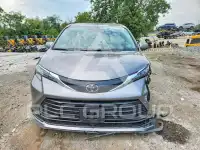 2026 Toyota SIENNA фото