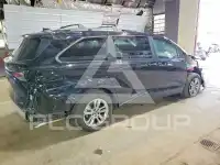 2026 Toyota SIENNA фото
