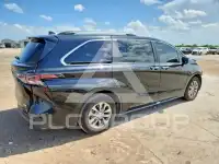 2026 Toyota SIENNA photo