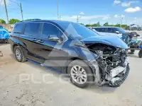 2026 Toyota SIENNA photo