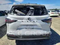 2026 Toyota SIENNA фото