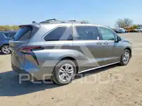 2026 Toyota SIENNA фото