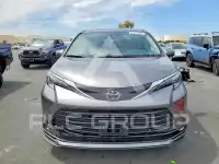 2026 Toyota SIENNA photo