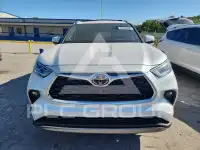 2026 Toyota Highlander фото