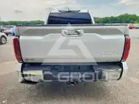 2026 Toyota TUNDRA фото