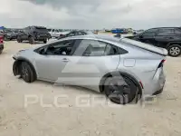 2026 Toyota PRIUS фото