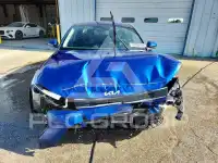 2026 KIA  фото
