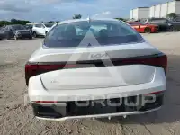 2026 KIA K5 фото