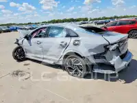 2026 KIA K5 фото