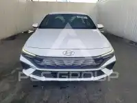2026 Hyundai Elantra photo