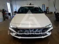 2026 Hyundai Elantra photo