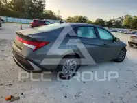 2026 Hyundai Elantra photo