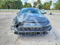 2026 Hyundai Elantra фото