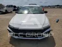 2026 Hyundai Elantra фото